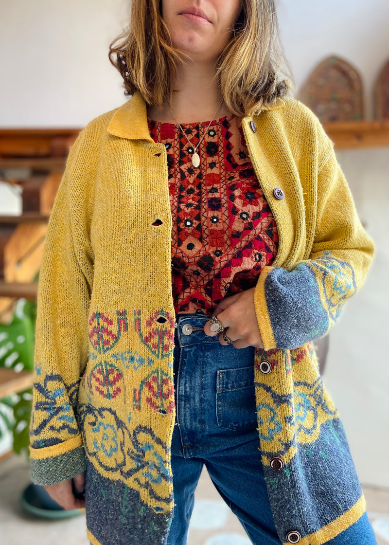 VINTAGE 90’s Yellow Woven Knit Bohemian Long Cardigan - M/L