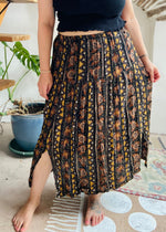 VINTAGE 90’s Brown Bohemian Midi Skirt - M