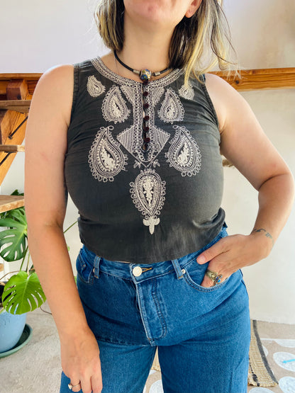 VINTAGE 90's Bohemian Embroidered Crop Top - S
