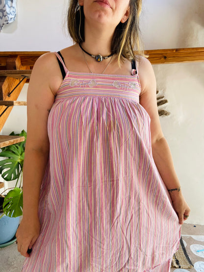 VINTAGE 70's Pinky Stripe Embroidered Midi Dress - S/M