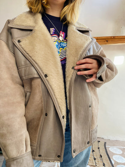 VINTAGE 80’s Sheepskin Grey Oversized Suede Coat Jacket - L/XL