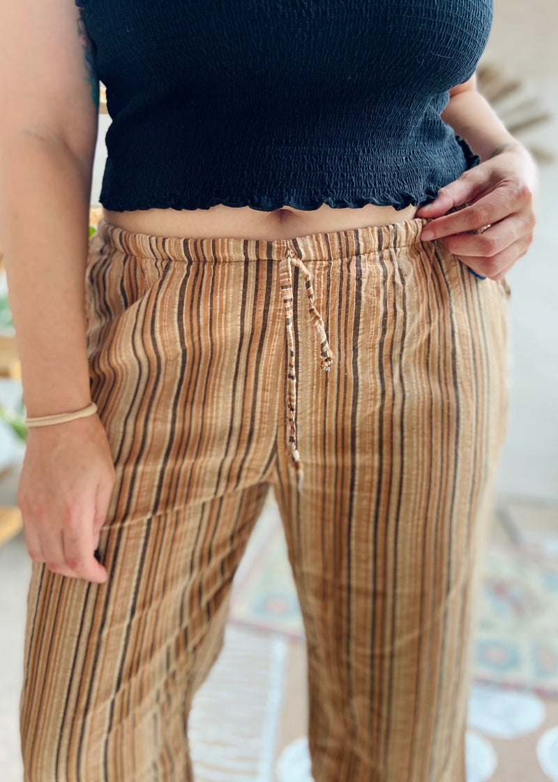 VINTAGE 90’s Brown Stripe Wide Leg Cropped Trousers - L