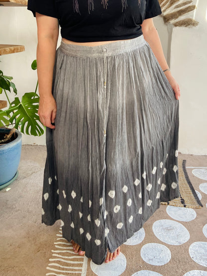 VINTAGE 90’s Tie Dye Hippie Maxi Skirt - M/L