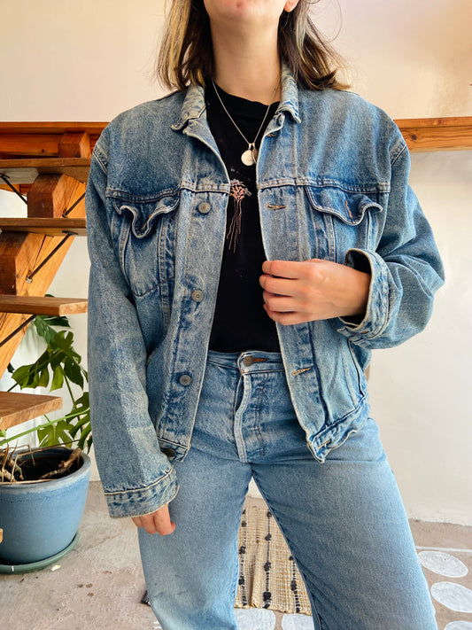 VINTAGE 90's Light Wash Denim Jacket - M