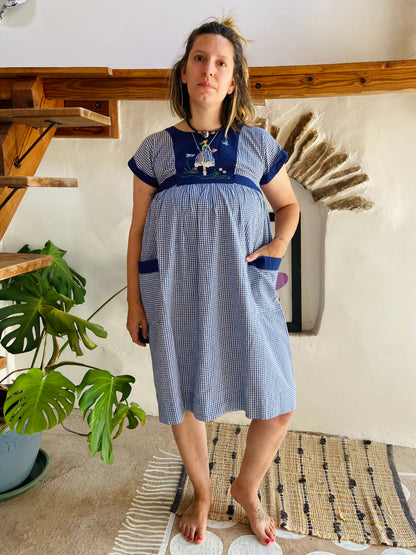 VINTAGE 70's Blue Embroidered Gingham Midi Dress - S/M