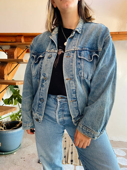 VINTAGE 90's Light Wash Denim Jacket - M