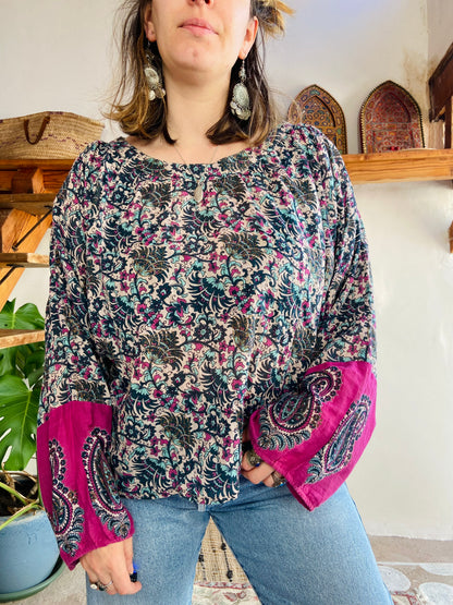VINTAGE 00’s Paisley Wide Bell Sleeeve Cotton Paisley Tunic Top - L/XL