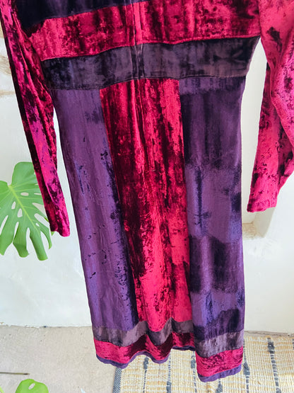 VINTAGE 90’s Purple Embroidered Velvet Midi Dress - XS/S