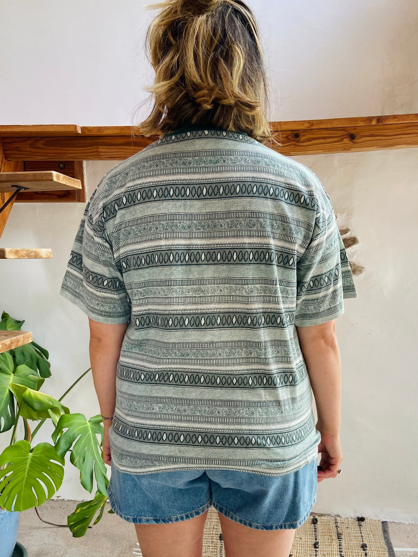 VINTAGE 90’s Green Stripe Loose Tee T-Shirt - M/L