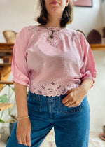 VINTAGE 80’s Pink Embroidered Cropped Loose Top - S/M