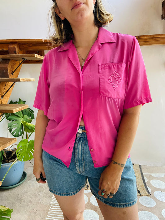 VINTAGE 90’s Pink Short Sleeved Shirt - M