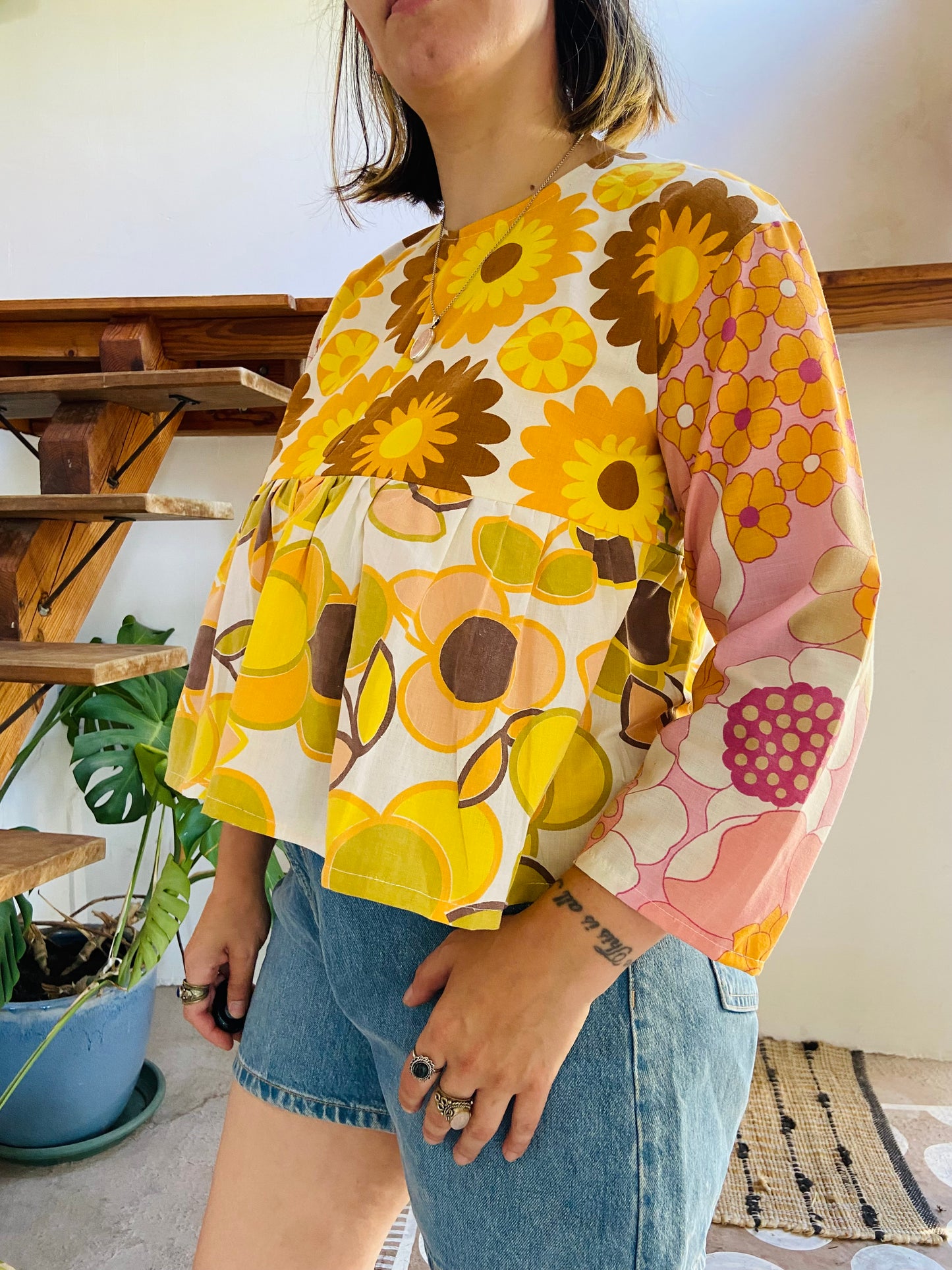 DESERT FOX Patchwork 70's Orange & Pink Floral Ruffle Top - S/M