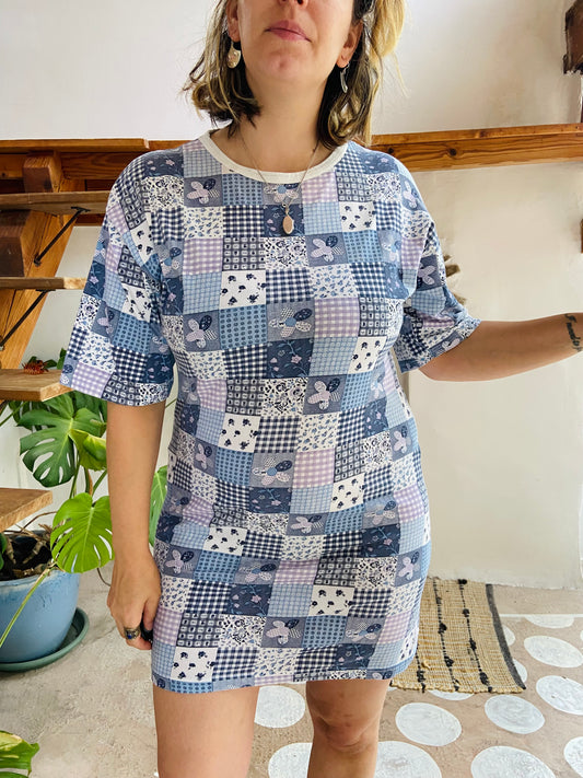 VINTAGE 90’s Patchwork Printed Oversized T-Shirt Dress - S/M