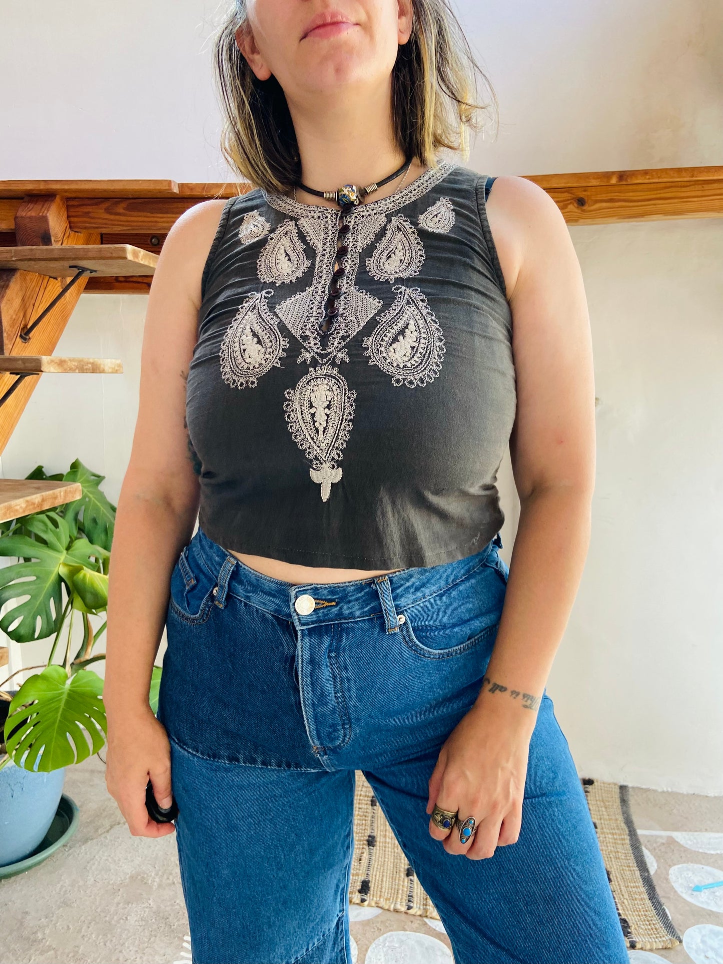 VINTAGE 90's Bohemian Embroidered Crop Top - S