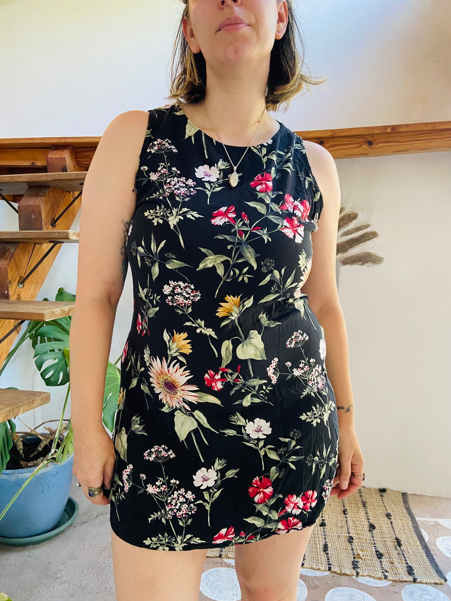 VINTAGE 90’s Floral Black Mini Dress - M