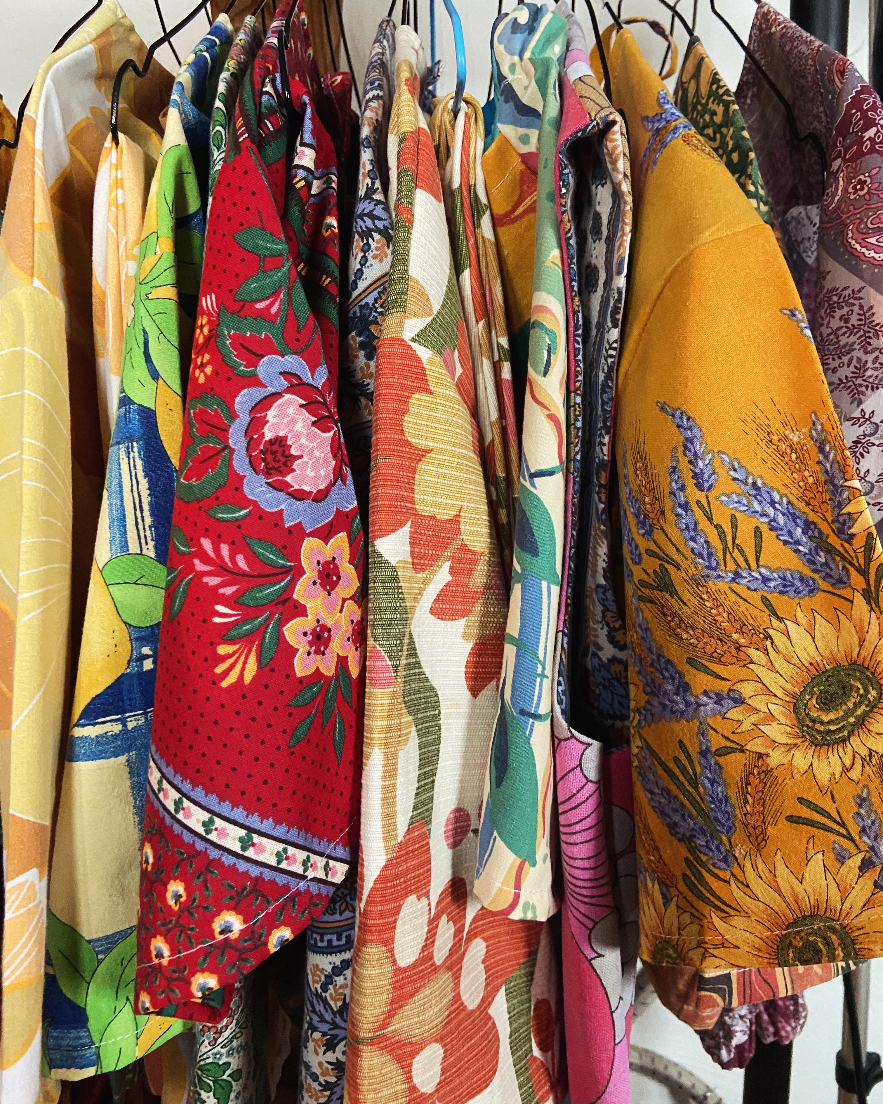 DESERT FOX Shop Bohemian Vintage Clothing with 70's Hippy
