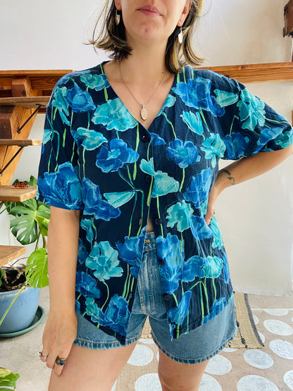 VINTAGE 80’s Blue Floral Loose Top - M/L