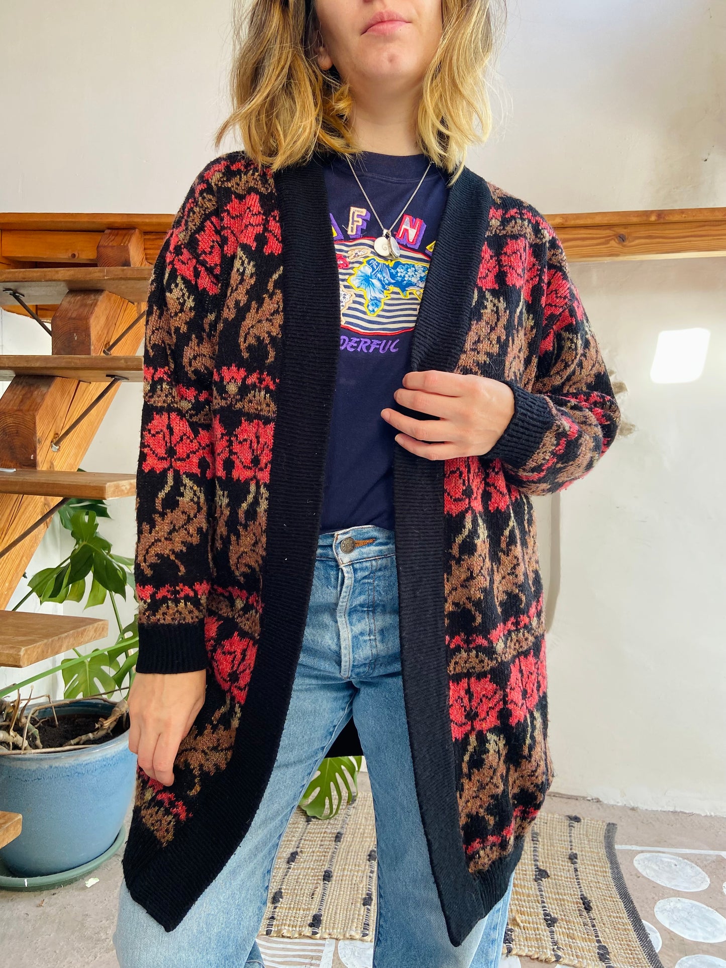 VINTAGE 80’s Floral Knit Cardigan - M/L