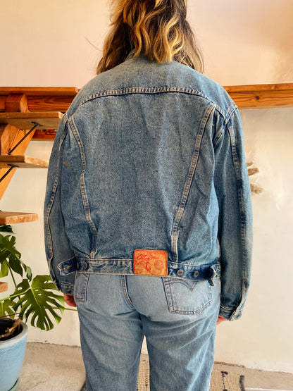 VINTAGE 90's Light Wash Denim Jacket - M