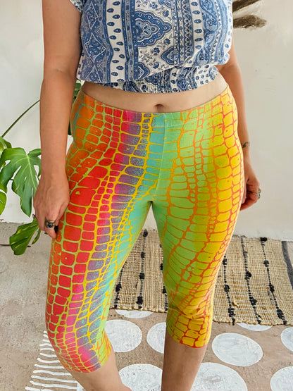 VINTAGE 90’s Rainbow Animal Print Capri Cropped Leggings - M/L
