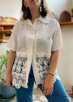 VINTAGE 80's Creamy White Lace Shirt - S/M