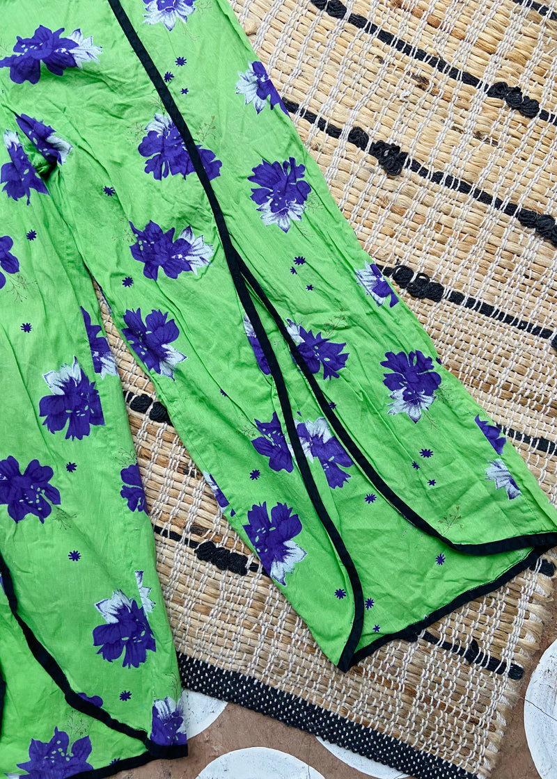 VINTAGE 90's Purple & Green Floral Cropped Trousers - XS/S