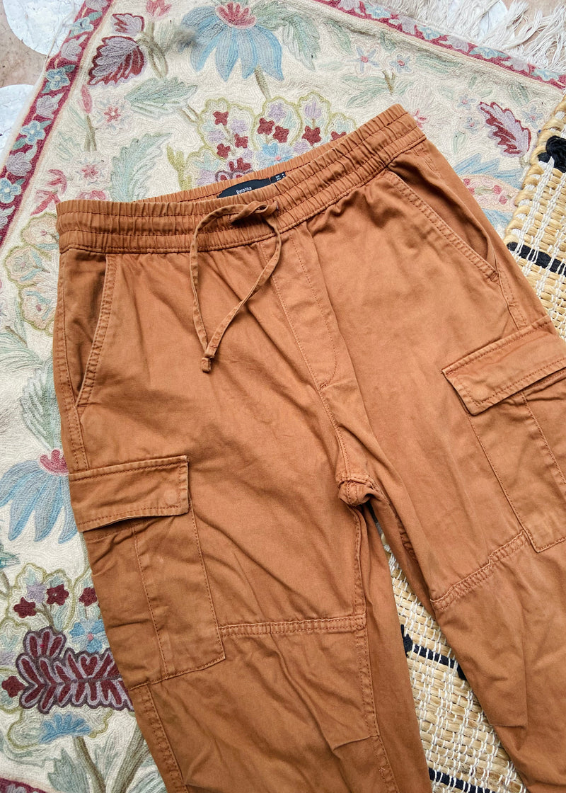 PRELOVED Brown High Waisted Cargo Trousers - S/M